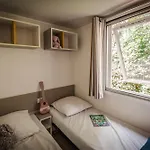 Le Roucan West Camping Vias