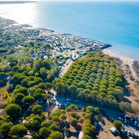 Le Roucan West 3*