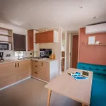 Le Roucan West Camping Vias