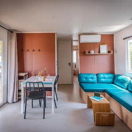 Campsite Le Roucan West 3*