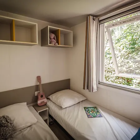 Le Roucan West Parque de Campismo Vias