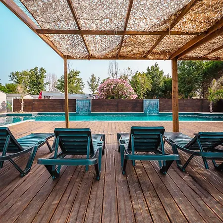 Le Roucan West 3*
