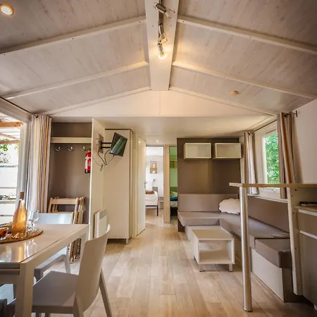Le Roucan West Campsite 3*