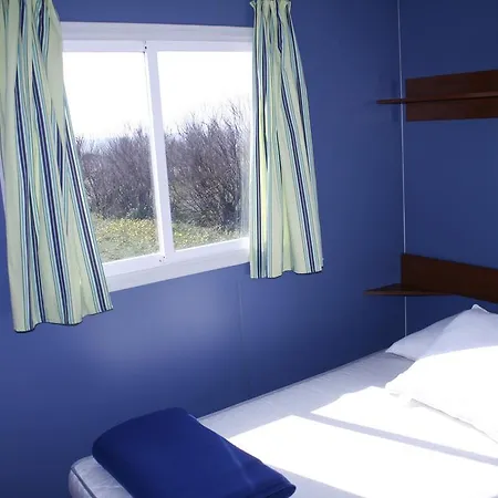 Le Roucan West 3* Vias