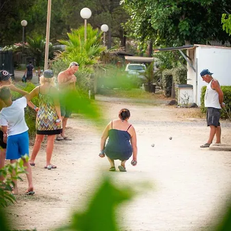 Le Roucan West Parque de Campismo