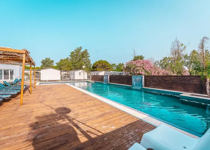 Le Roucan West 캠프장 비아스