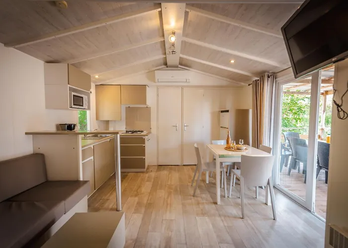 캠프장 Le Roucan West 비아스