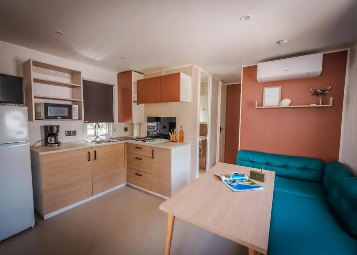 Le Roucan West 캠프장 비아스