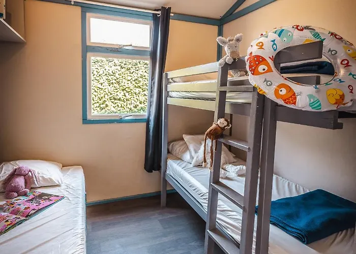 Le Roucan West 비아스