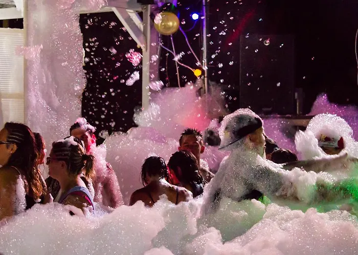 Le Roucan West 캠프장